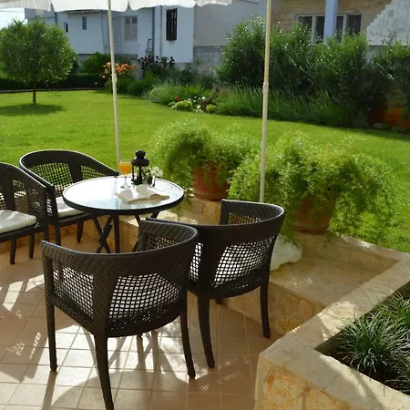 Apartmani Milin Apartment *